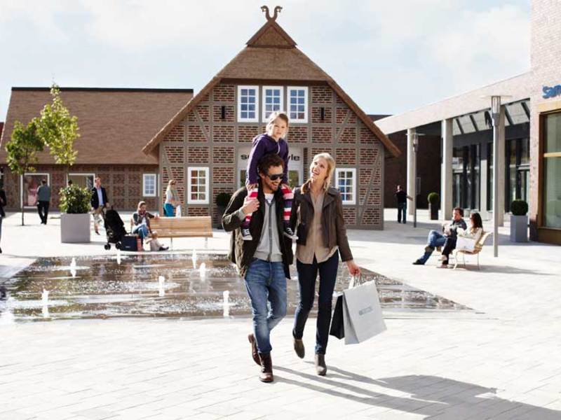 Shopping Time in der Lüneburger Heide - Designeroutlets Soltau erleben