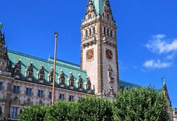 Rathaus-hh-1