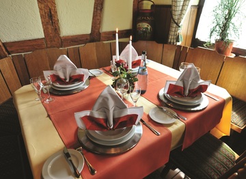 Unser Restaurant erwartet Sie in einer gemütlichen Atmosphäre