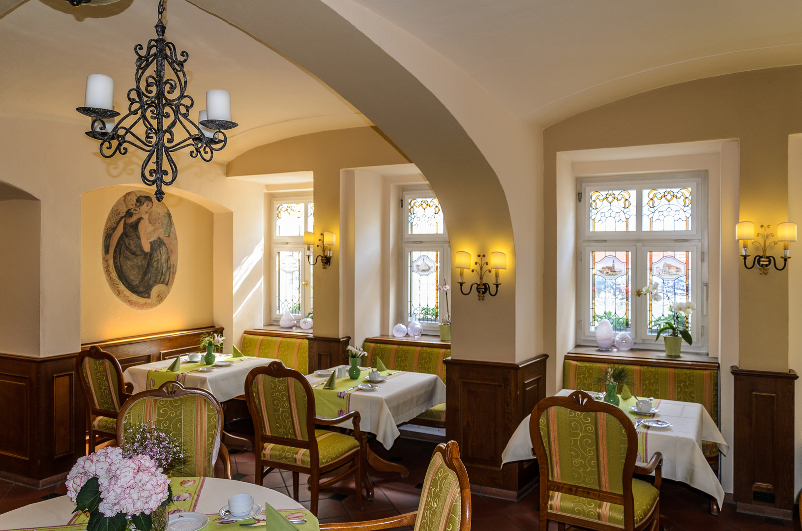 restaurant