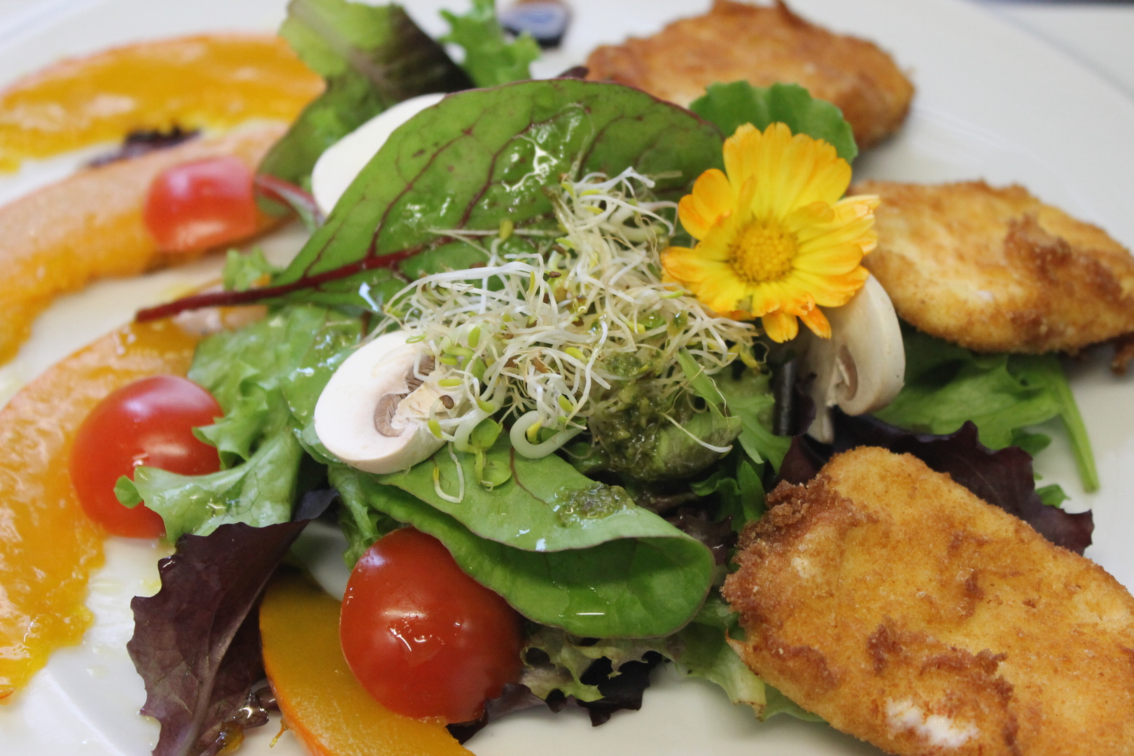 Genießen Sie leckere Speisen in unserem Restaurant