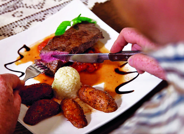 Genießen Sie leckere Gerichte in unserem Restaurant!