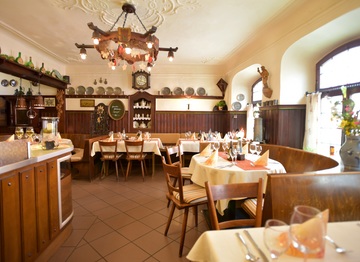 Start your day right with a delicious breakfast at our buffet.