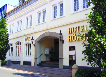Hotelfront_h%c3%b6ltje_verden_05