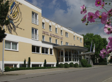 Akzent_hotel_sltdorfer_hof_au%c3%9fenansicht