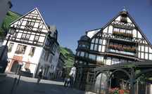 Md-hotel_alte_bauernschaenke_assmannshausen_aussenansicht_04
