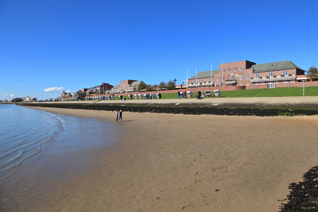 Akzent_strandhotels_seestern___delphin_wilhelmshaven_ort___region_strand_01