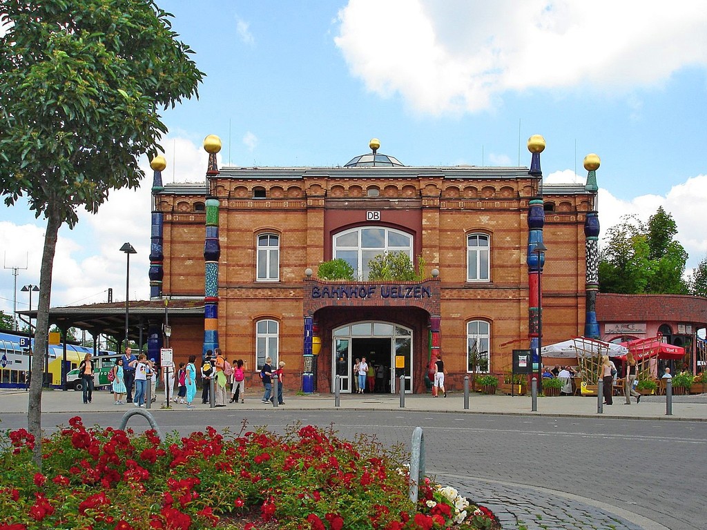 Hundertwasserbahnhof