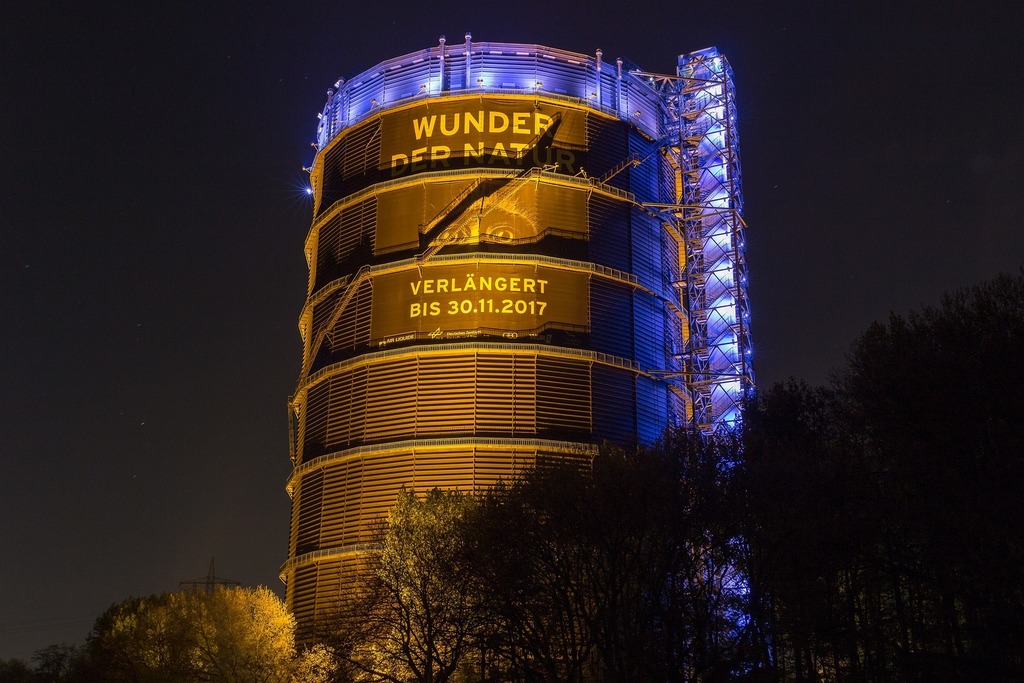 Gasometer-gad2c20648_1920