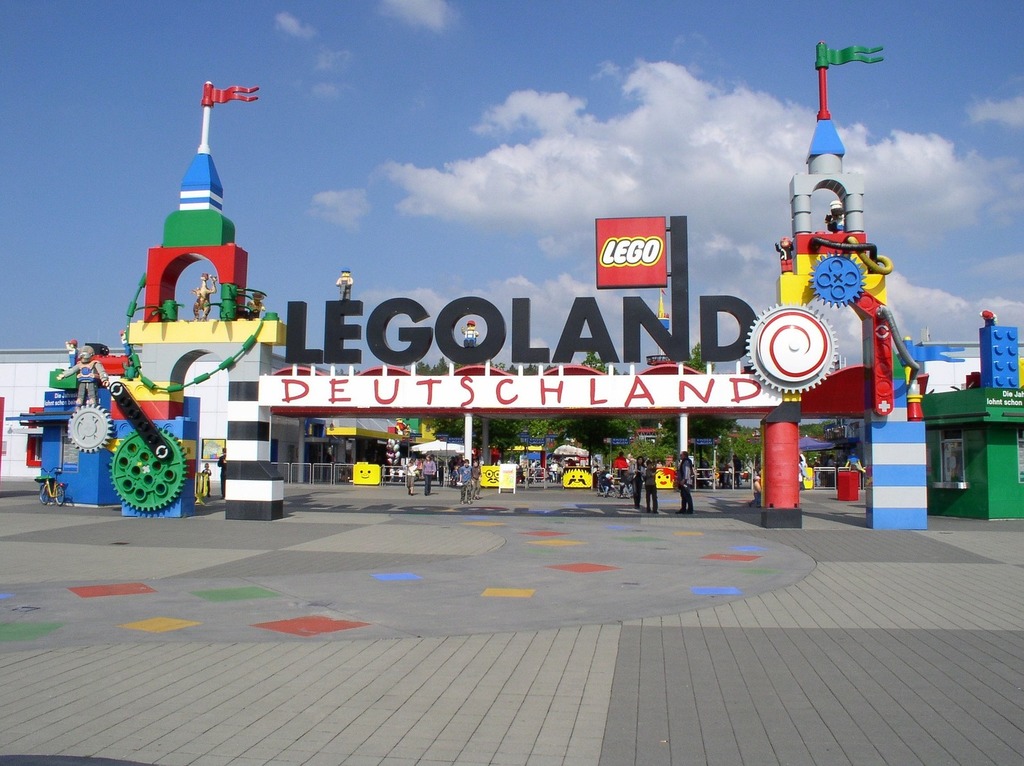Legoland-g88aaba7be_1920