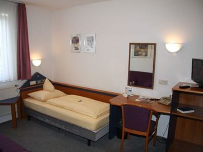 Hotelzimmer-122-big-143084